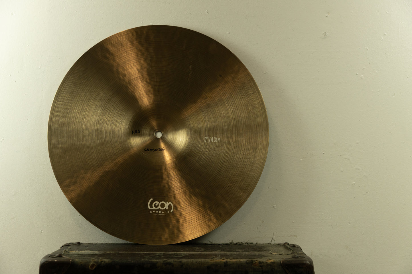 Leon 17in Modern Vintage A Thin Crash Cymbal 1125g