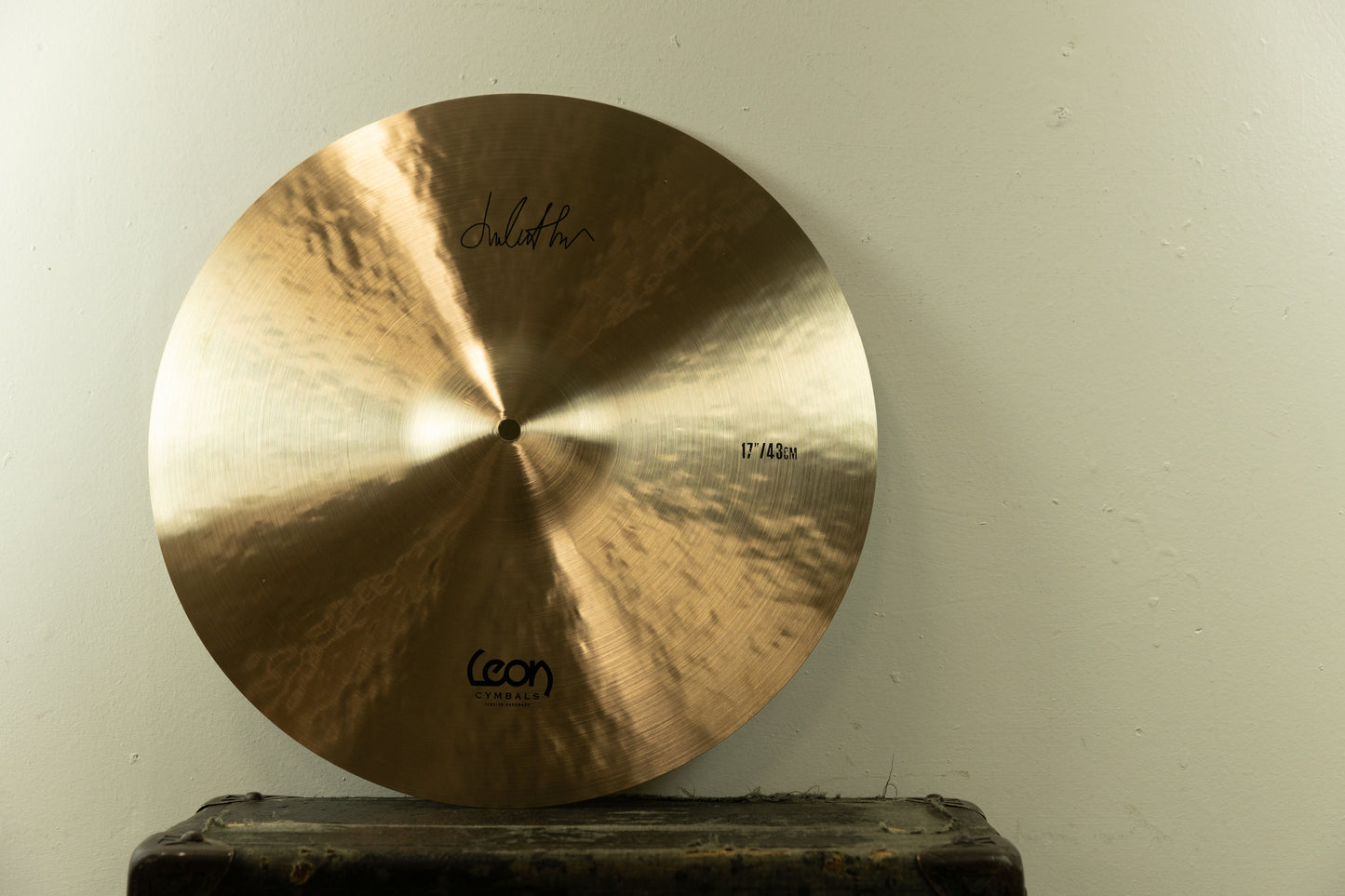 Leon 17" Vintage Medium Bell Regular Crash Cymbal 1210g