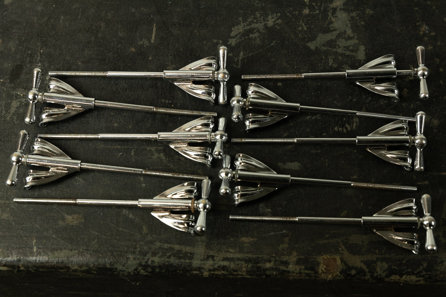 Ludwig Bow Tie Club Date Claws and T-Handles (10)