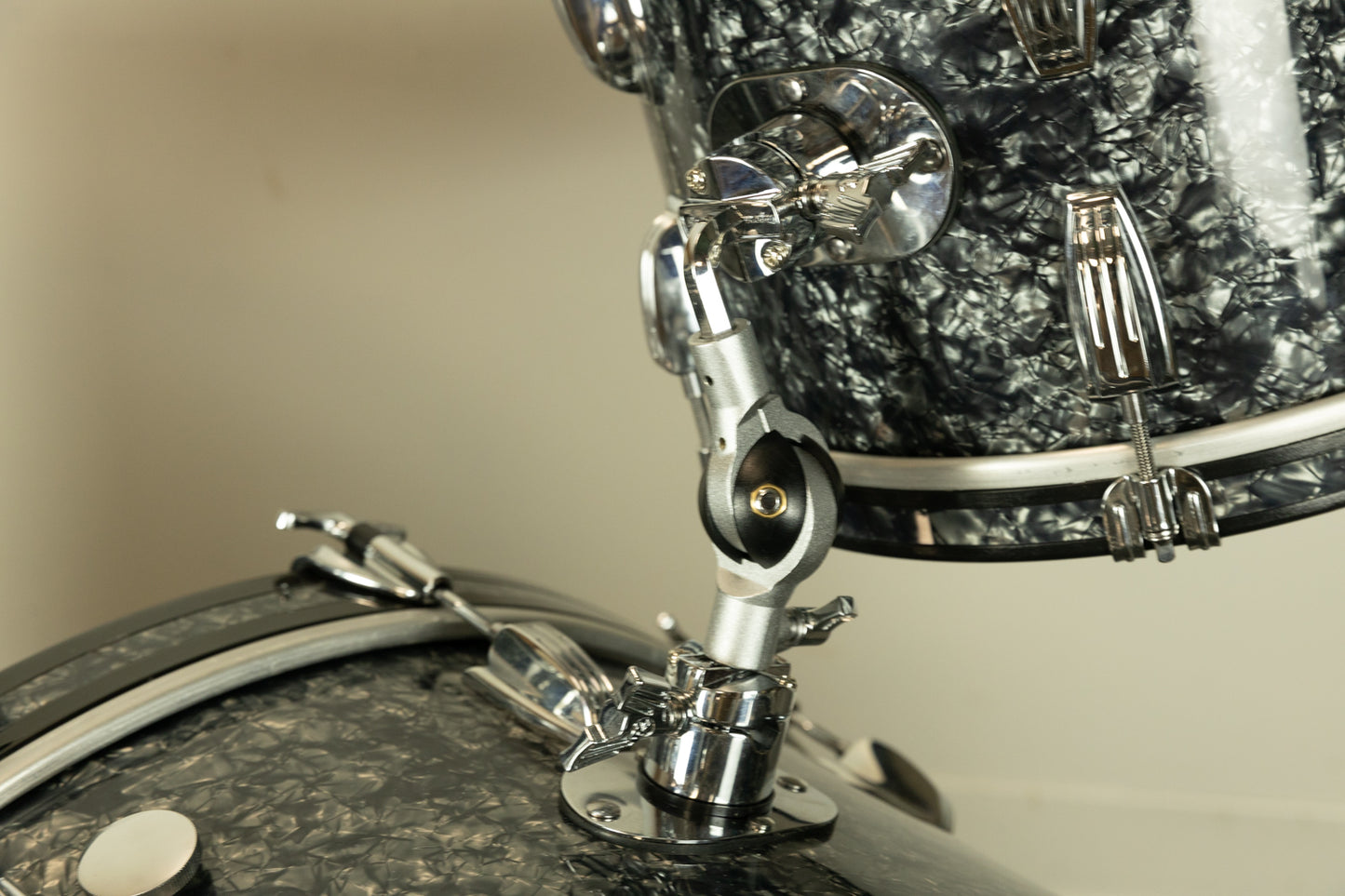 2018 Ludwig Legacy Mahogany Black Diamond Pearl Drum Set