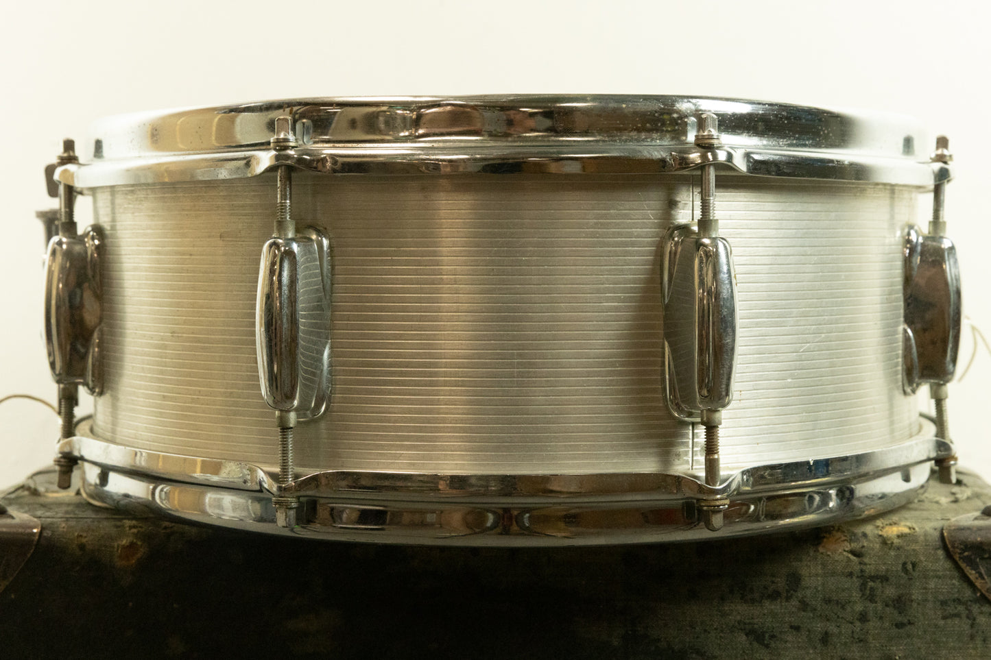 1970s Slingerland 5x14 Ribbed Aluminum Snare Drum