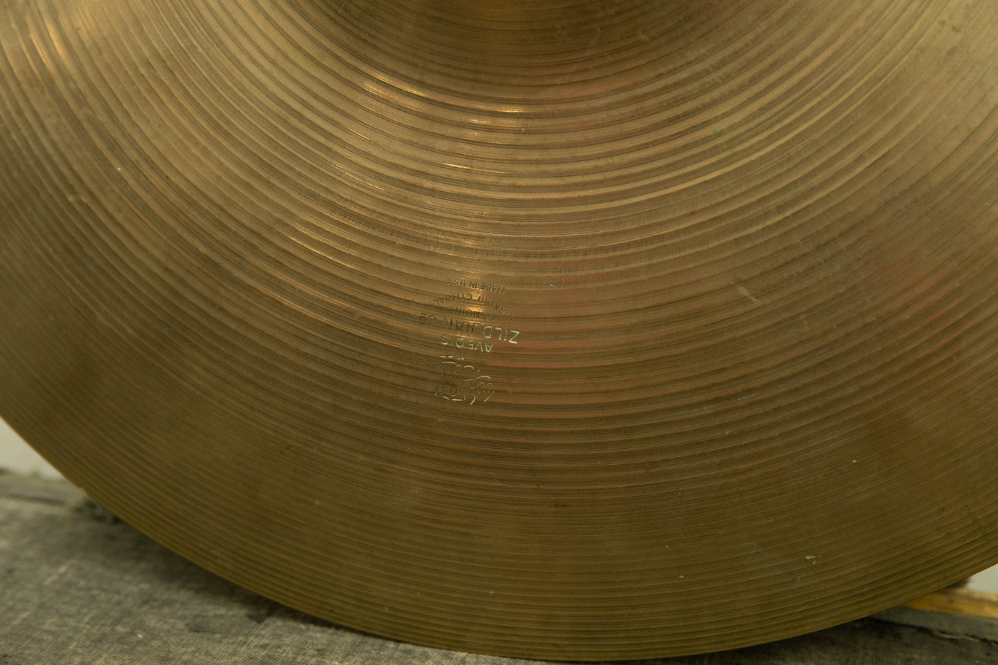1960s Zildjian 18" Flat Top "Big Bell" Ride Cymbal 1592g