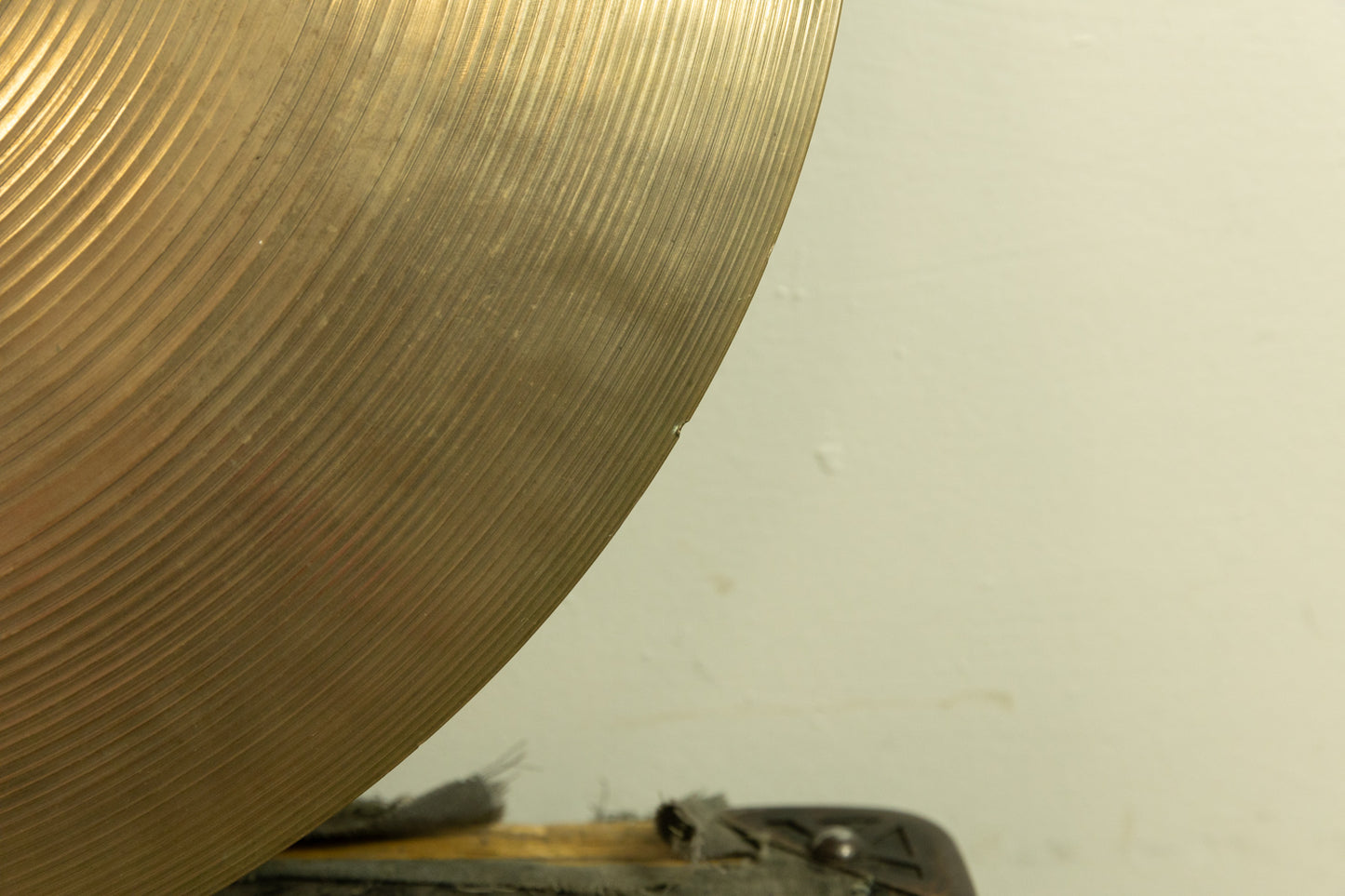 1960s Zildjian 18" Flat Top "Big Bell" Ride Cymbal 1592g