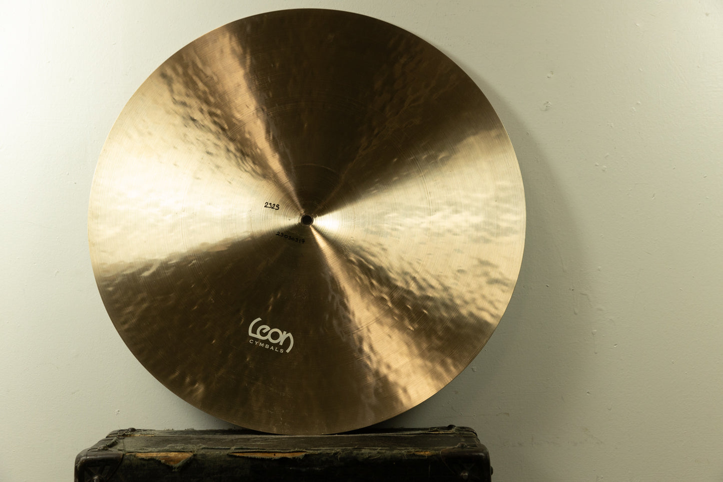 Leon 22" Flat Bell Half Raw Ride Cymbal 2325g