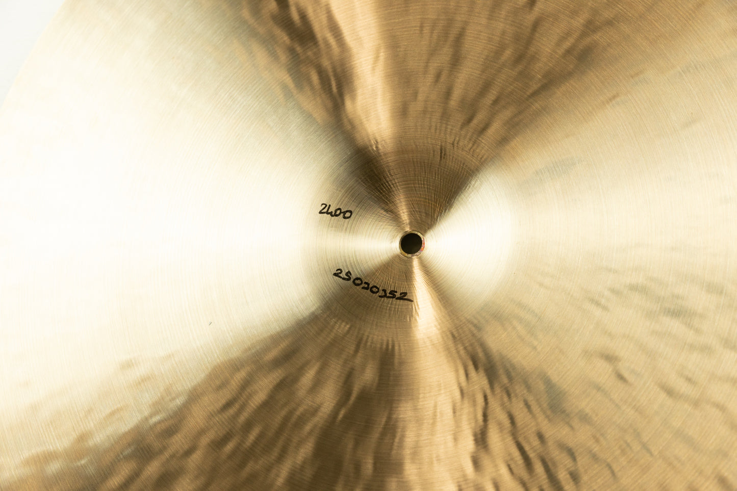 Leon 22" Dark Half Raw Mega Bell Ride Cymbal 2400g