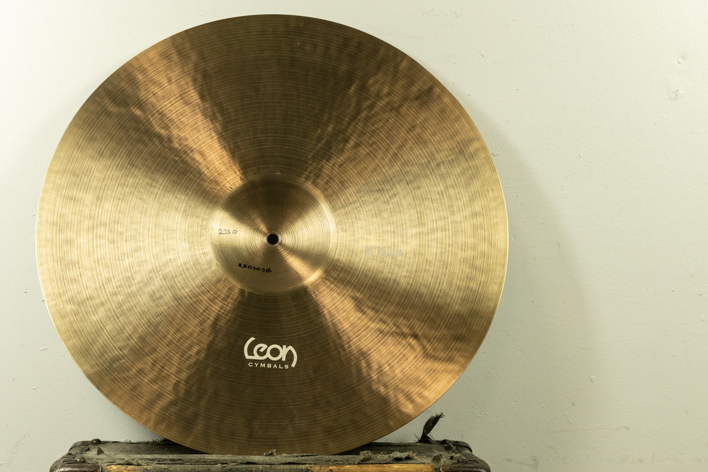 Leon 21" MVA Big Bell Ride Cymbal 2350g