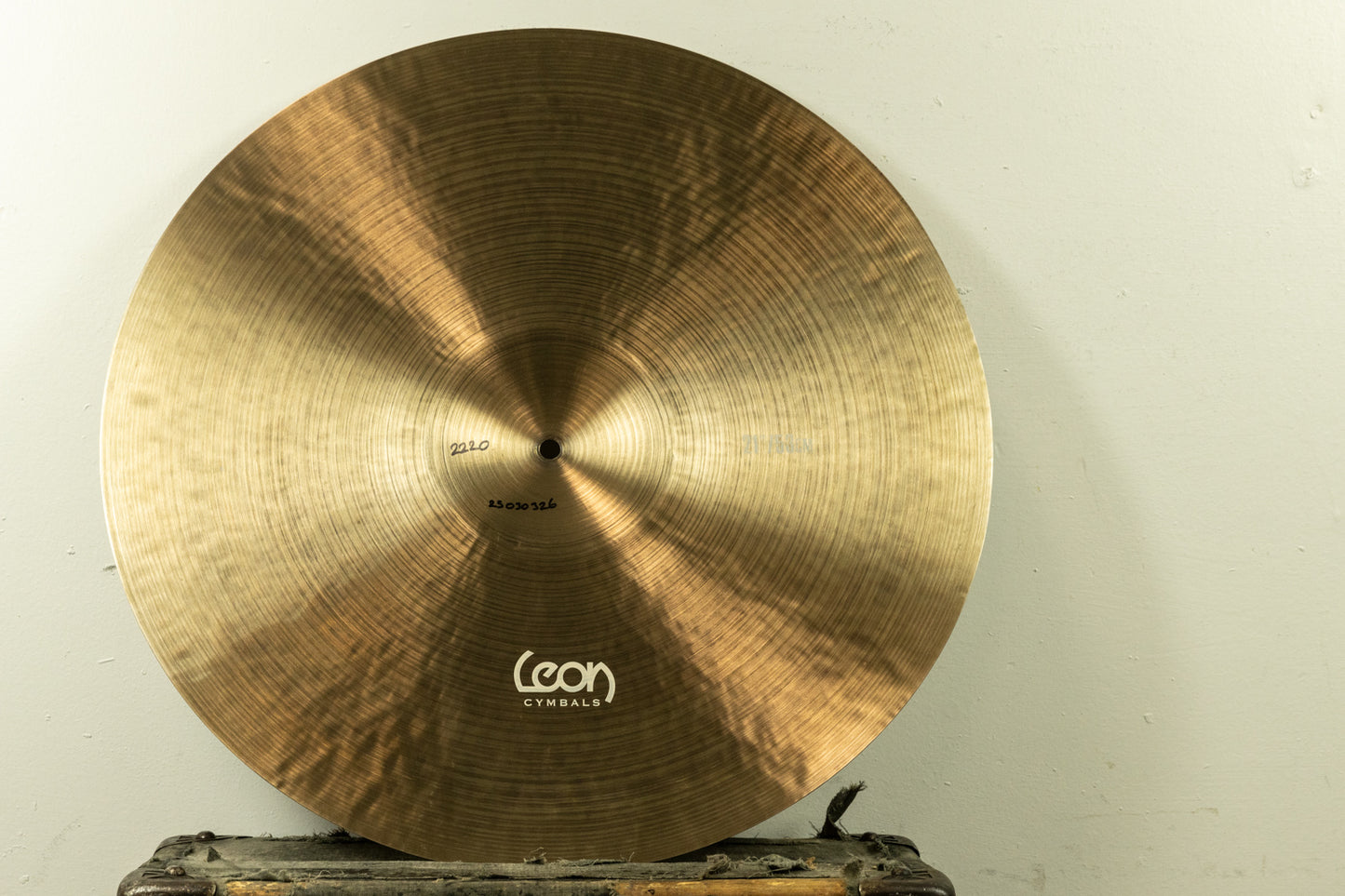 Leon 21" Ride Modern Vintage Constantinople Ride Cymbal 2220g