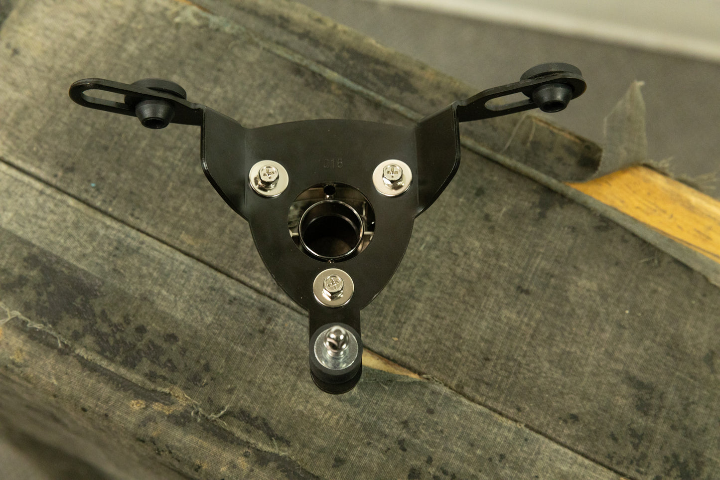Pearl Opti-Loc Tom Mount