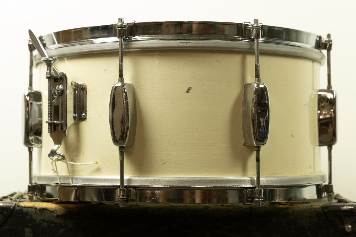 1950s Rogers 6.5x14 White Lacquer Broadway Snare Drum