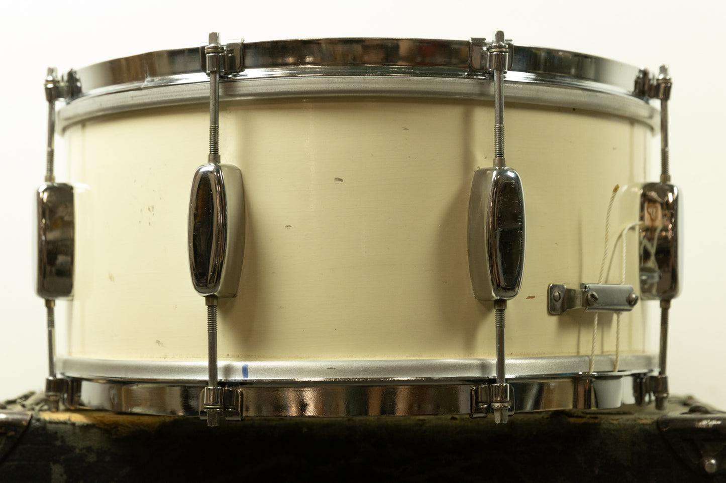 1950s Rogers 6.5x14 White Lacquer Broadway Snare Drum