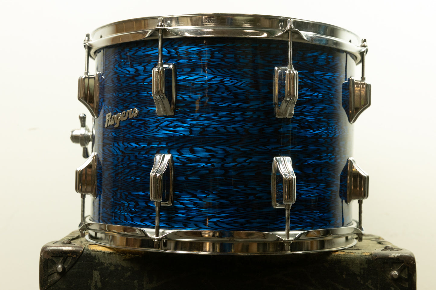 1970s Rogers 10x14 Blue Onyx Tom