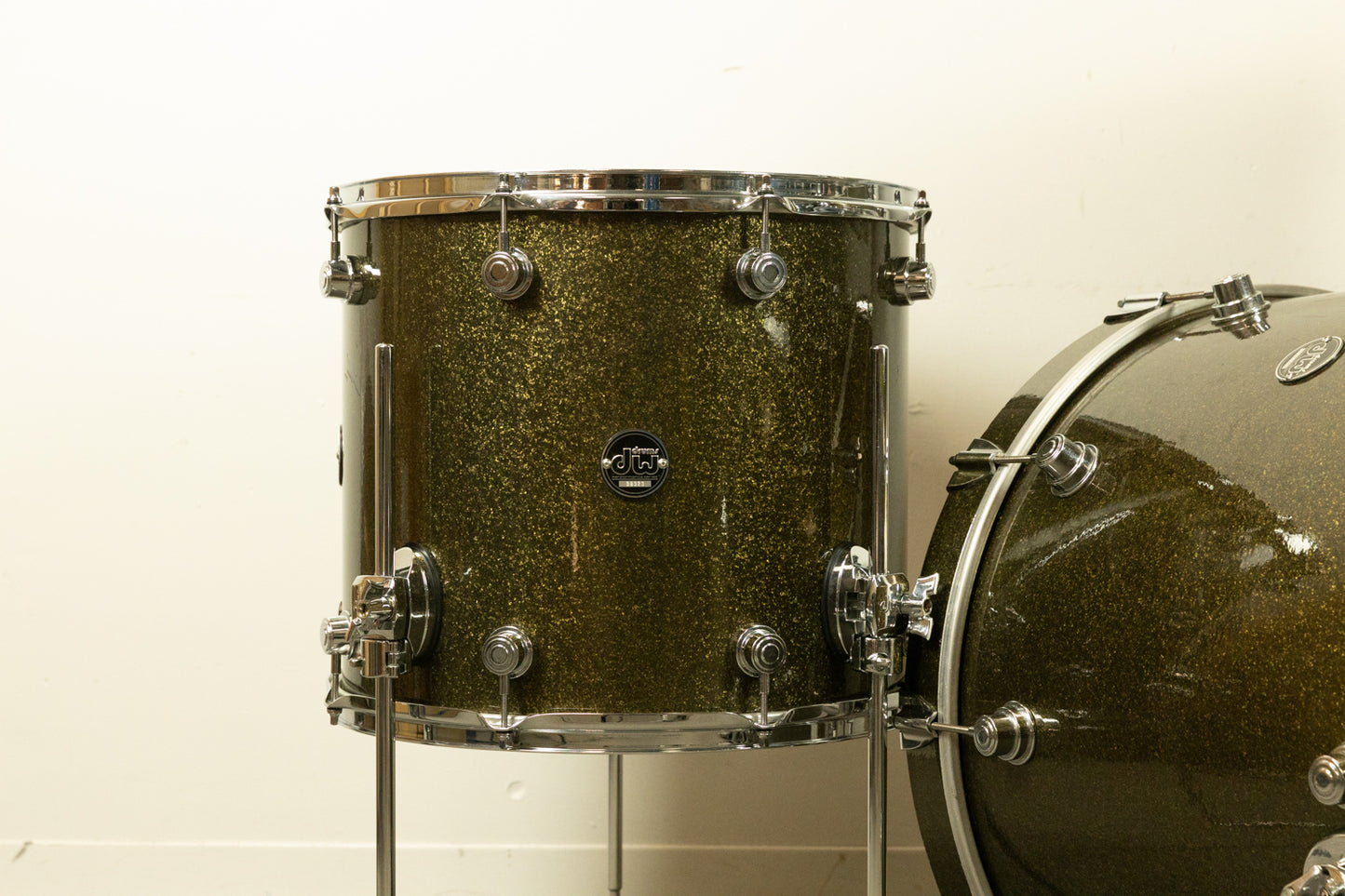 DW Performance Series "Pewter Sparkle" Drum Set