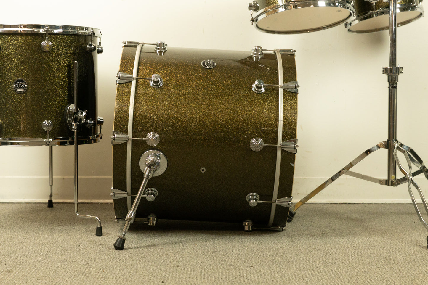 DW Performance Series "Pewter Sparkle" Drum Set
