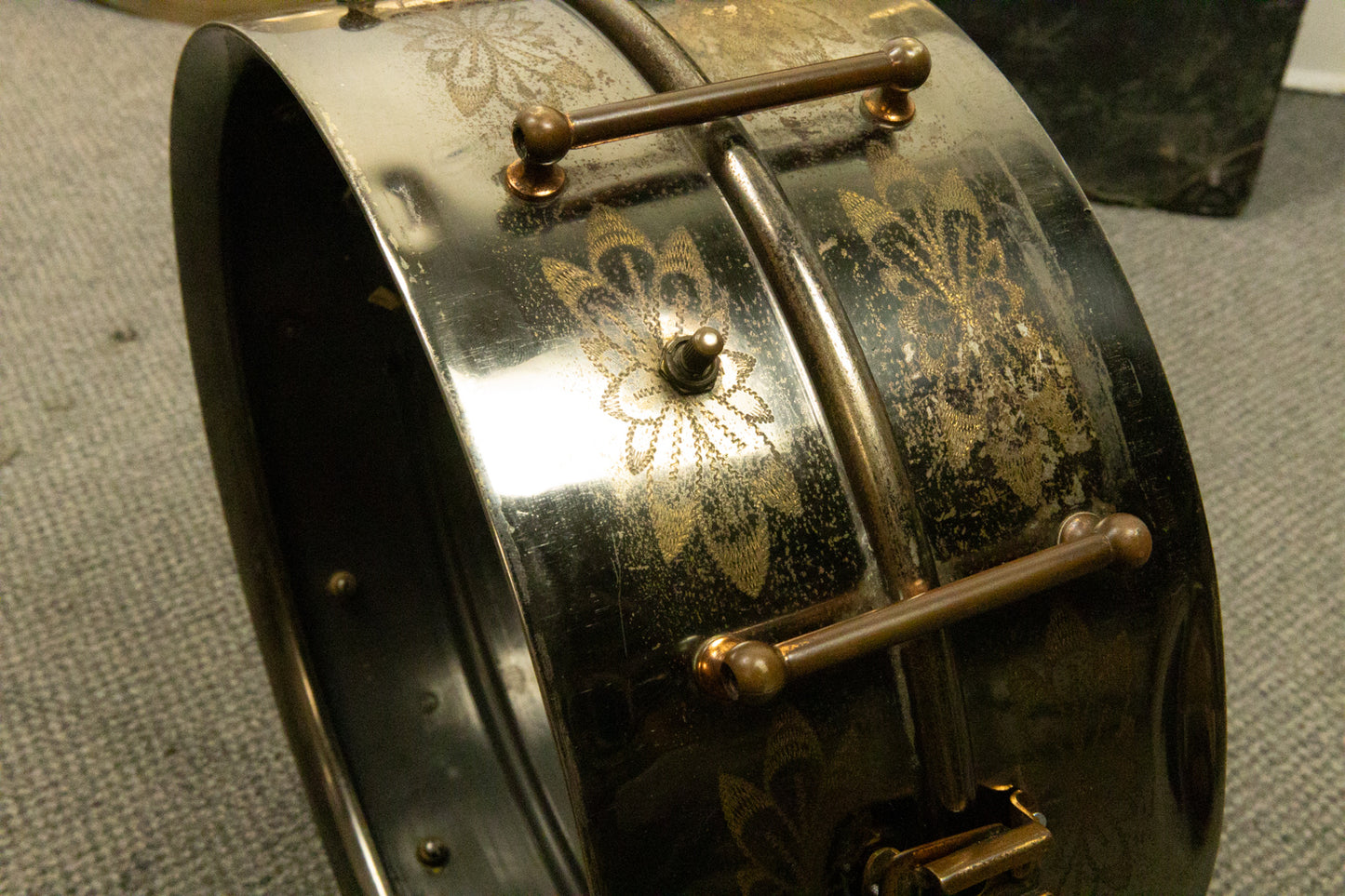 1920s Ludwig 6.5x14 De Luxe Black Beauty Snare Drum