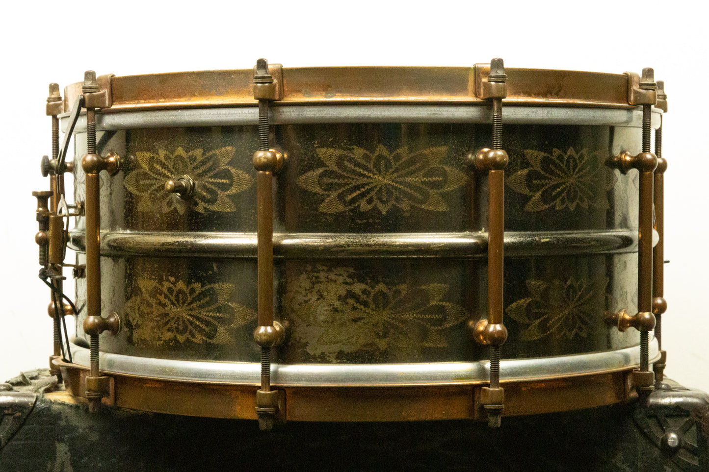 1920s Ludwig 6.5x14 De Luxe Black Beauty Snare Drum