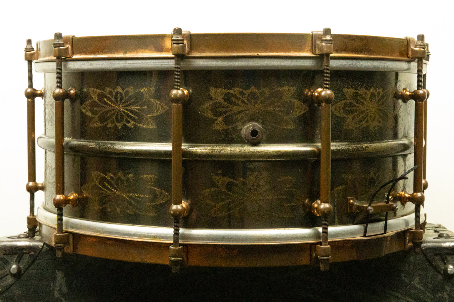 1920s Ludwig 6.5x14 De Luxe Black Beauty Snare Drum