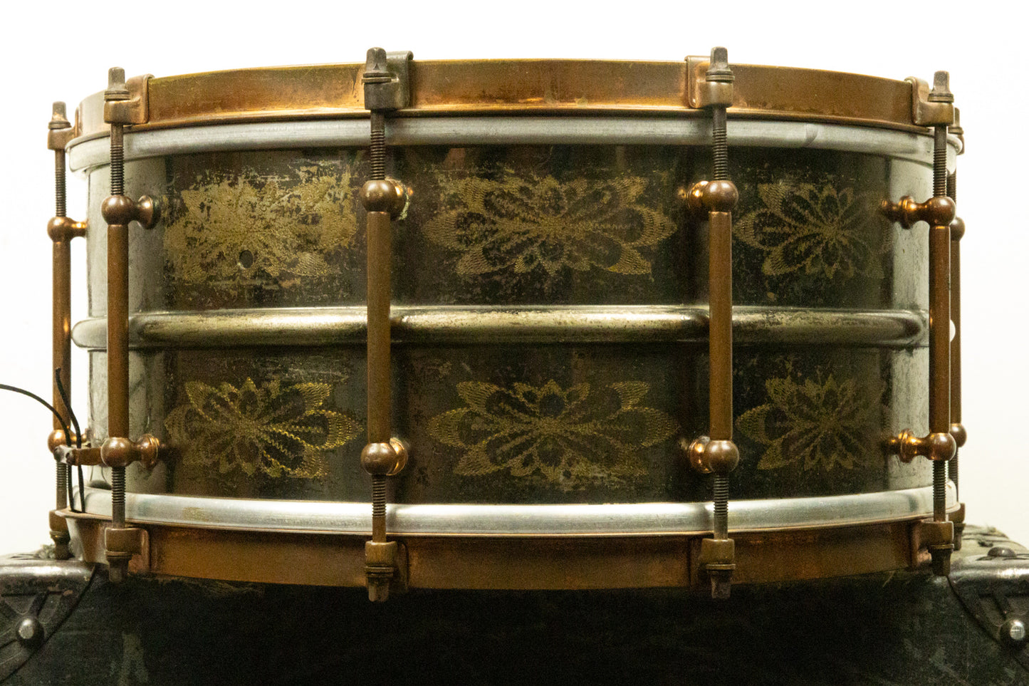 1920s Ludwig 6.5x14 De Luxe Black Beauty Snare Drum