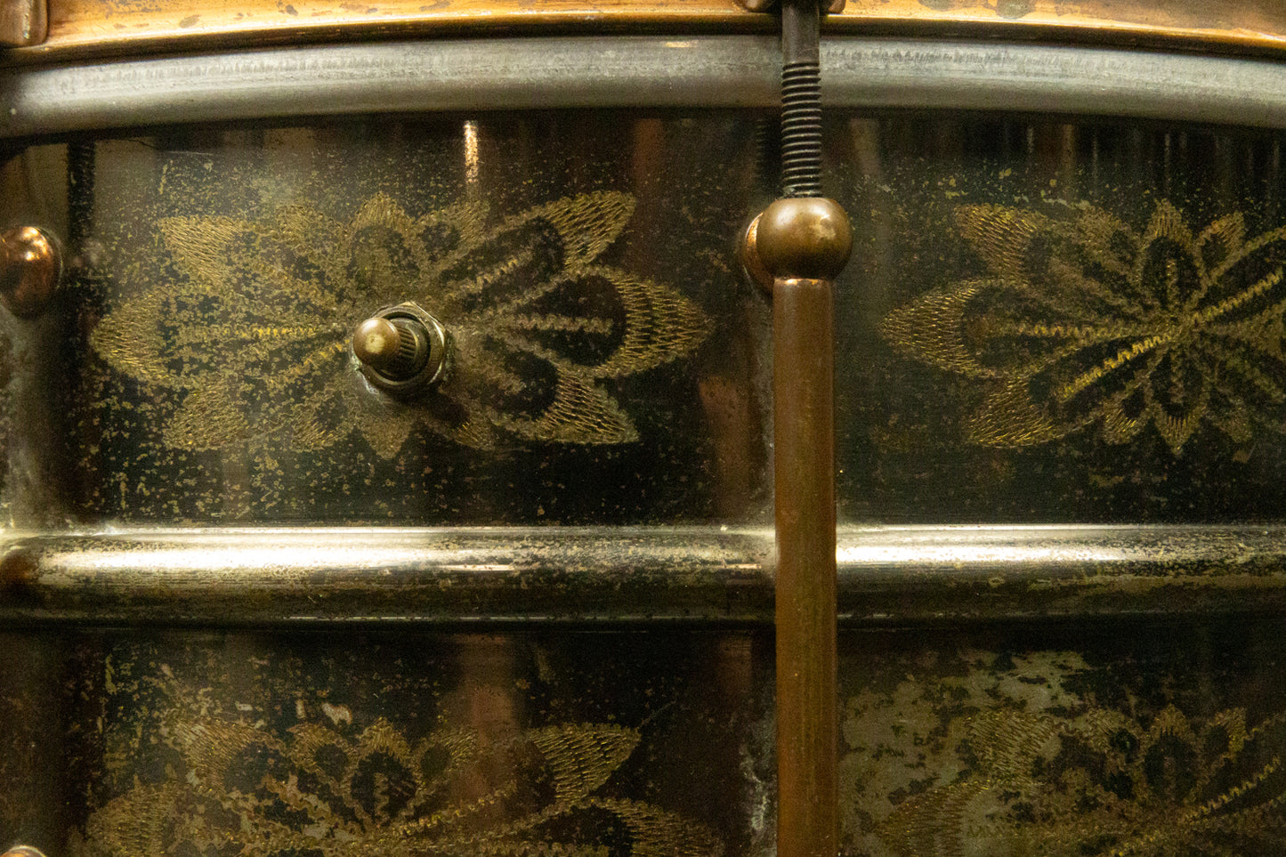 1920s Ludwig 6.5x14 De Luxe Black Beauty Snare Drum