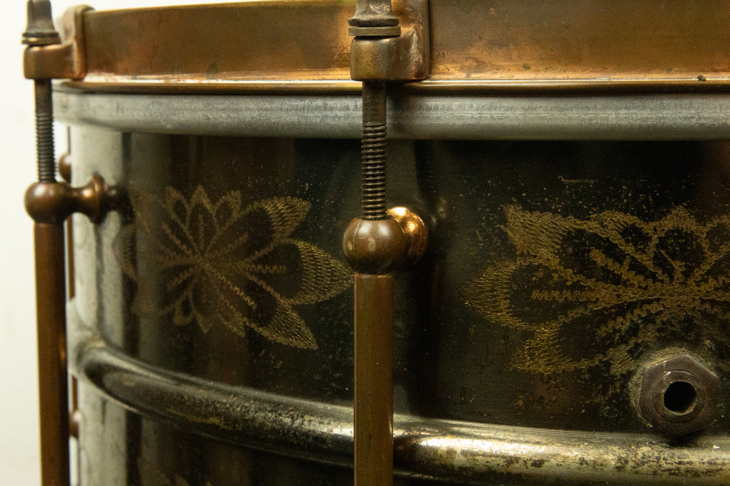 1920s Ludwig 6.5x14 De Luxe Black Beauty Snare Drum