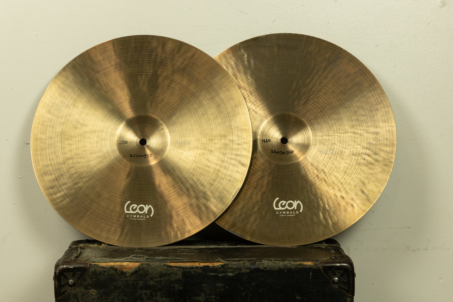 Leon 15" Modern Vintage A Hi Hat Cymbals 950g 1260g