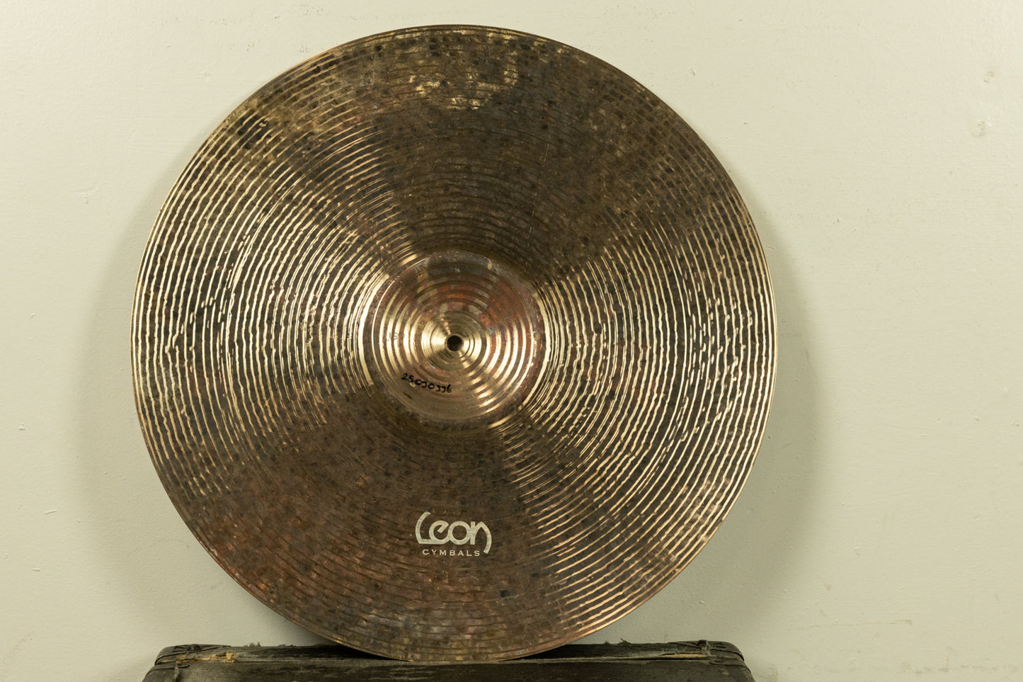 Leon 20" Deep Flex Ride Medium Cymbal 2150g