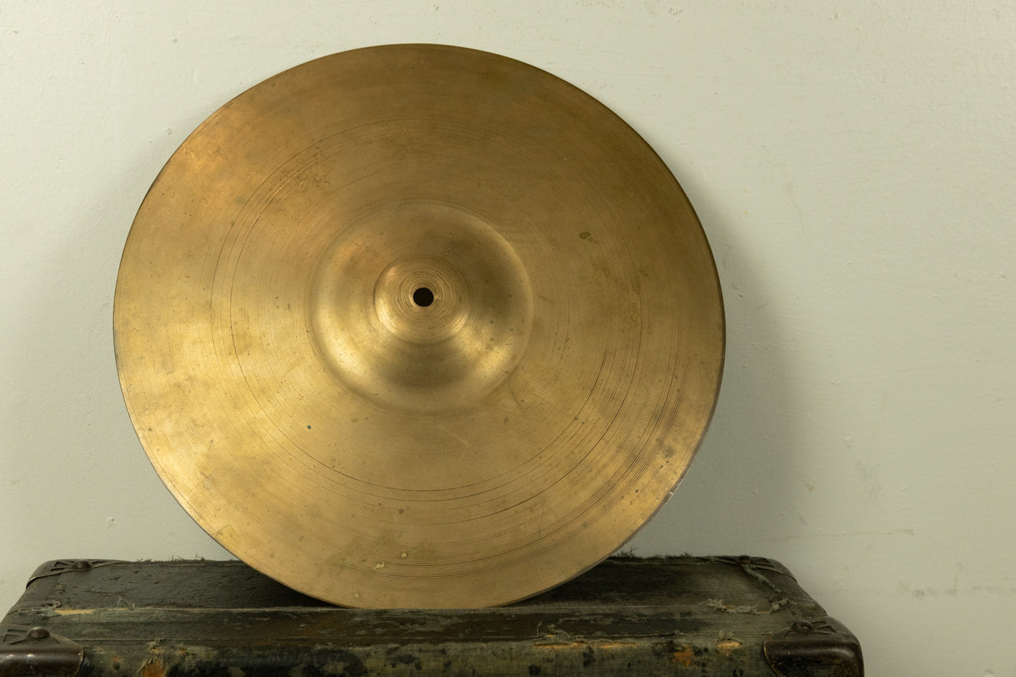 Vintage Victor Lapage 13.75" Crash Cymbal 637g