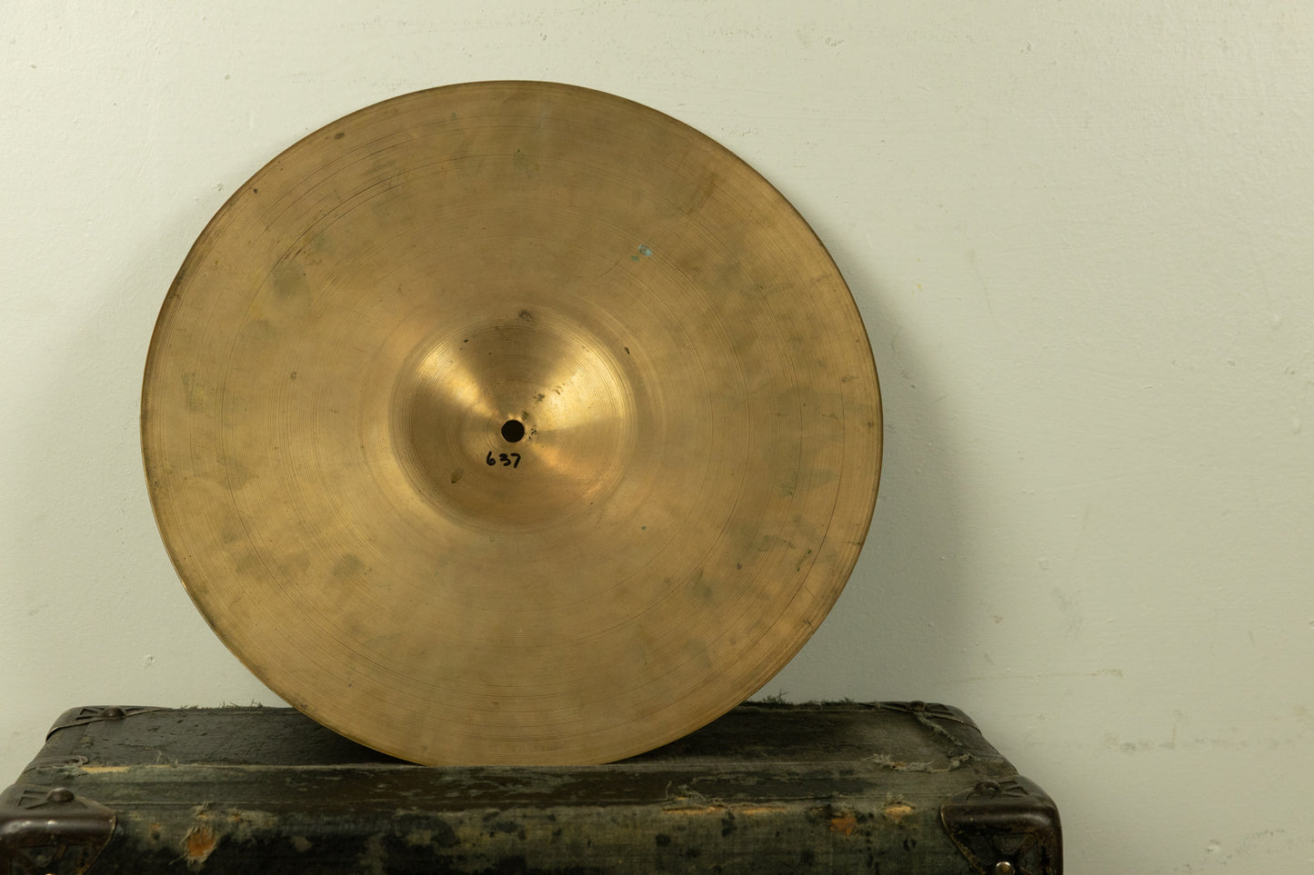 Vintage Victor Lapage 13.75" Crash Cymbal 637g