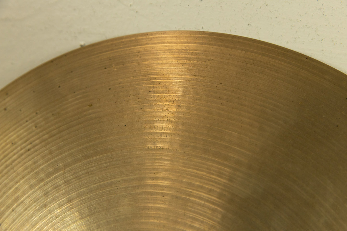 1970s Zildjian 14 A Hollow Logo New Beat Hi Hat Cymbals 918g 1177g