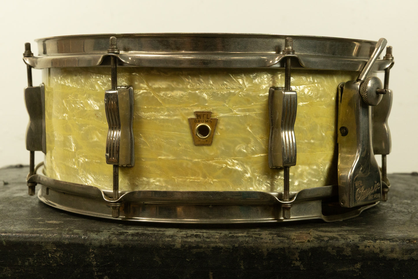 1956 WFL 5.5x14 Buddy Rich Super Classic White Marine Pearl Snare Drum