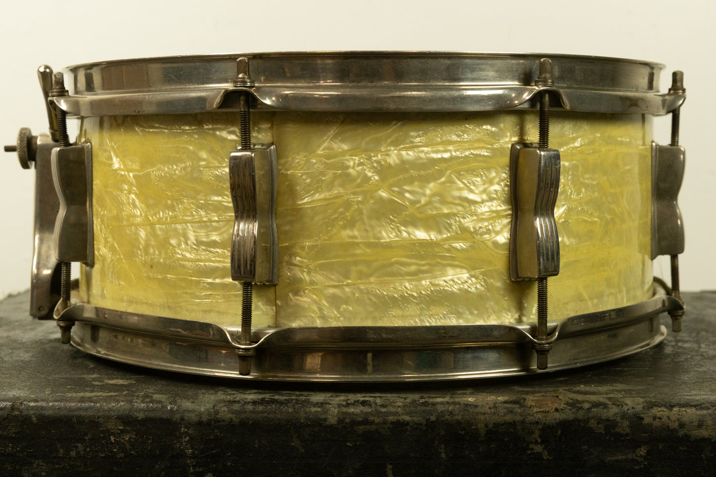1956 WFL 5.5x14 Buddy Rich Super Classic White Marine Pearl Snare Drum