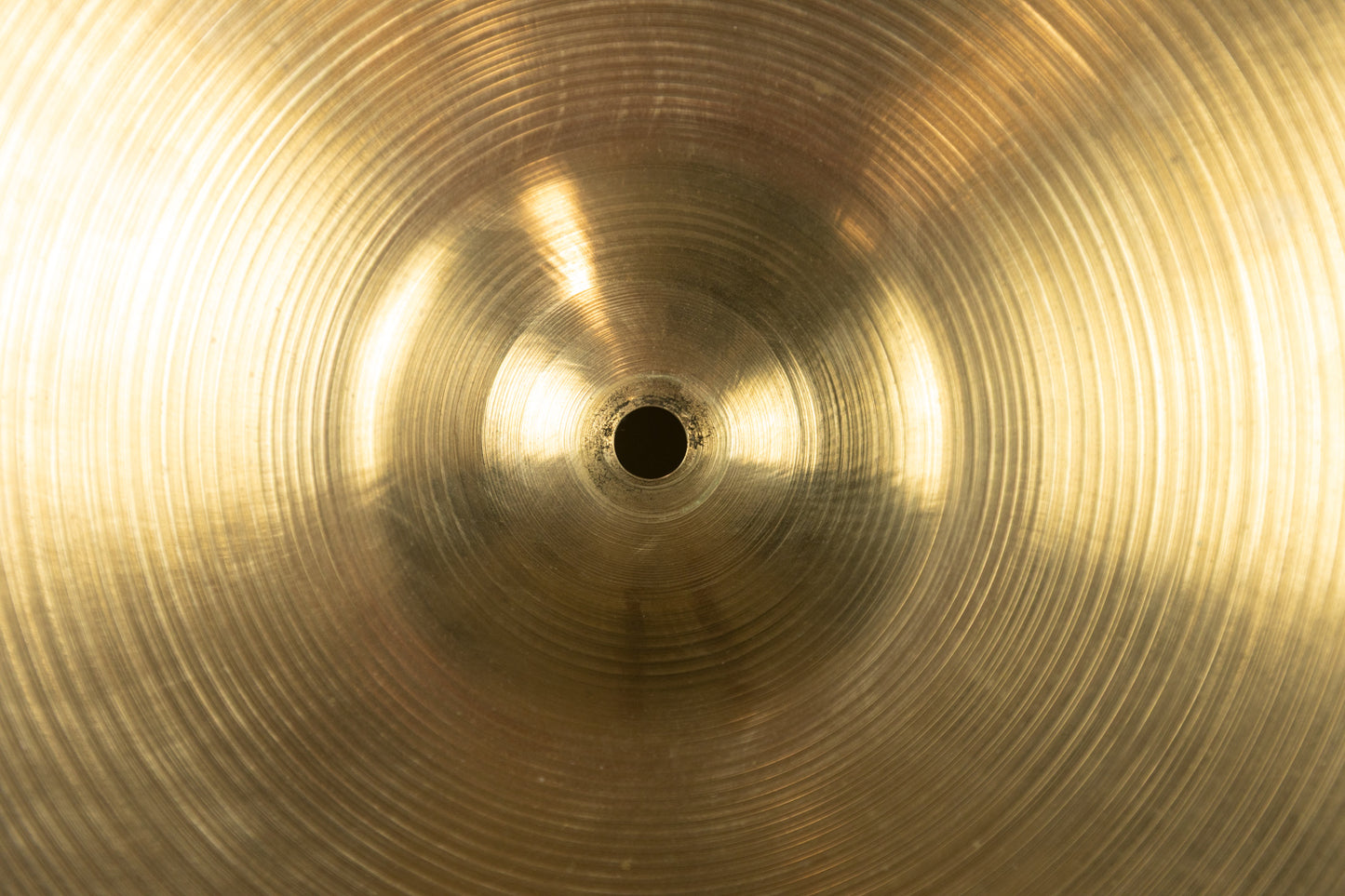 1950s Zildjian 15" A Thin Hi Hat Cymbals 1009g 1039g