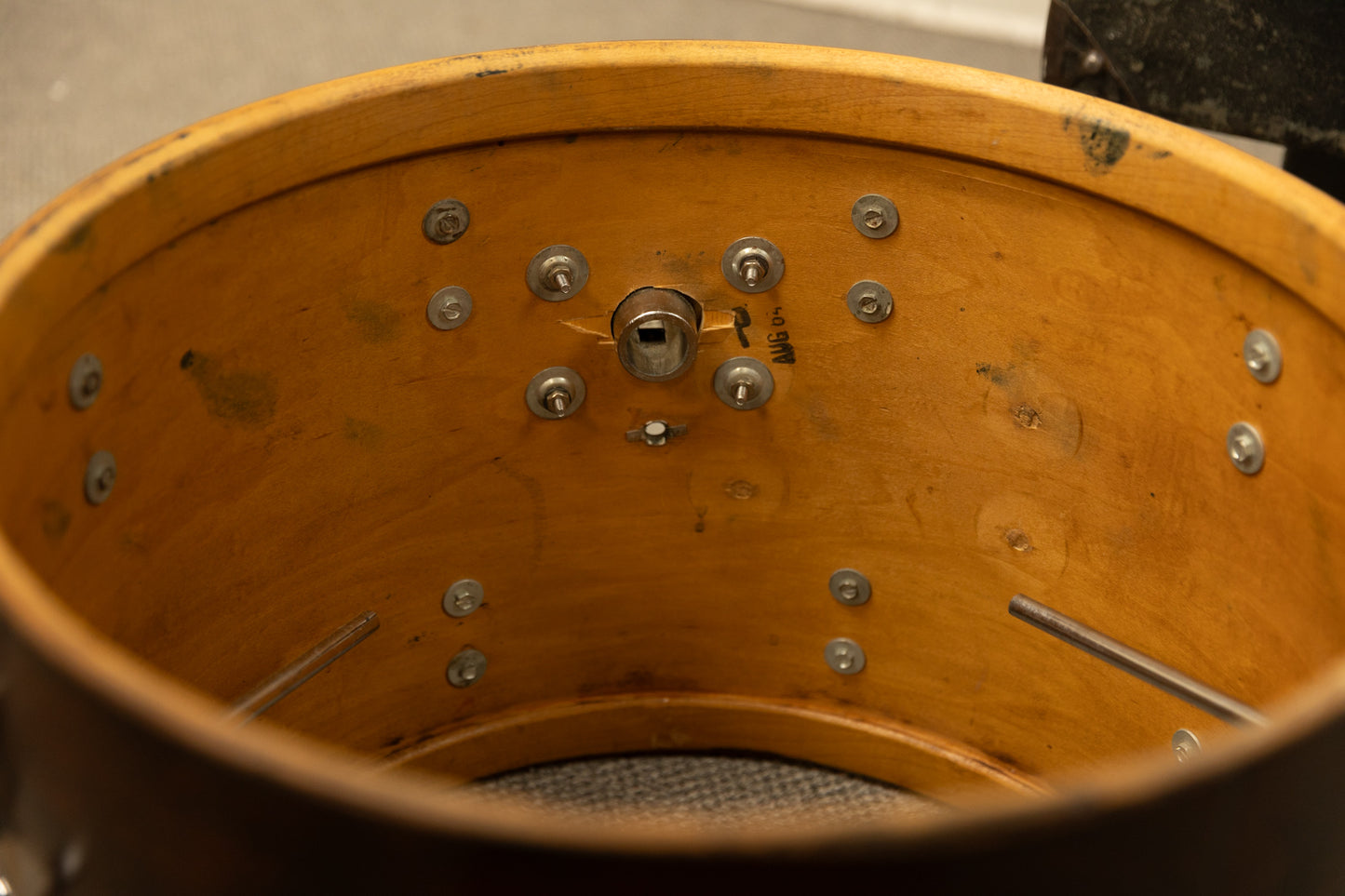 1960s Leedy 14x18" Walnut Lacquer Bass Drum
