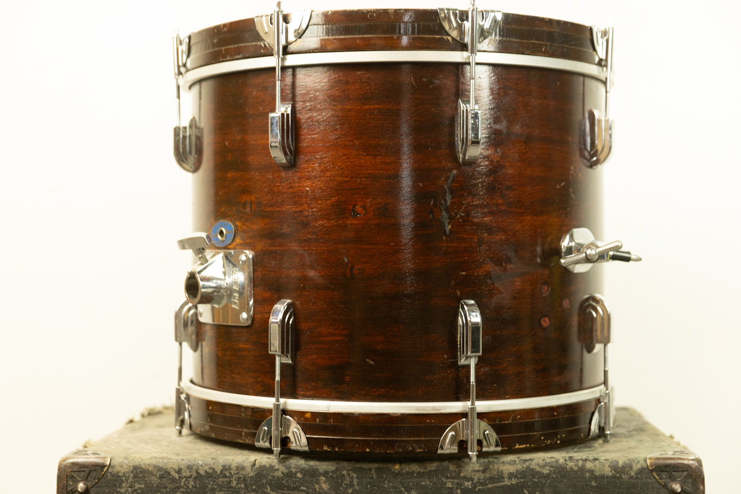 1960s Leedy 14x18" Walnut Lacquer Bass Drum