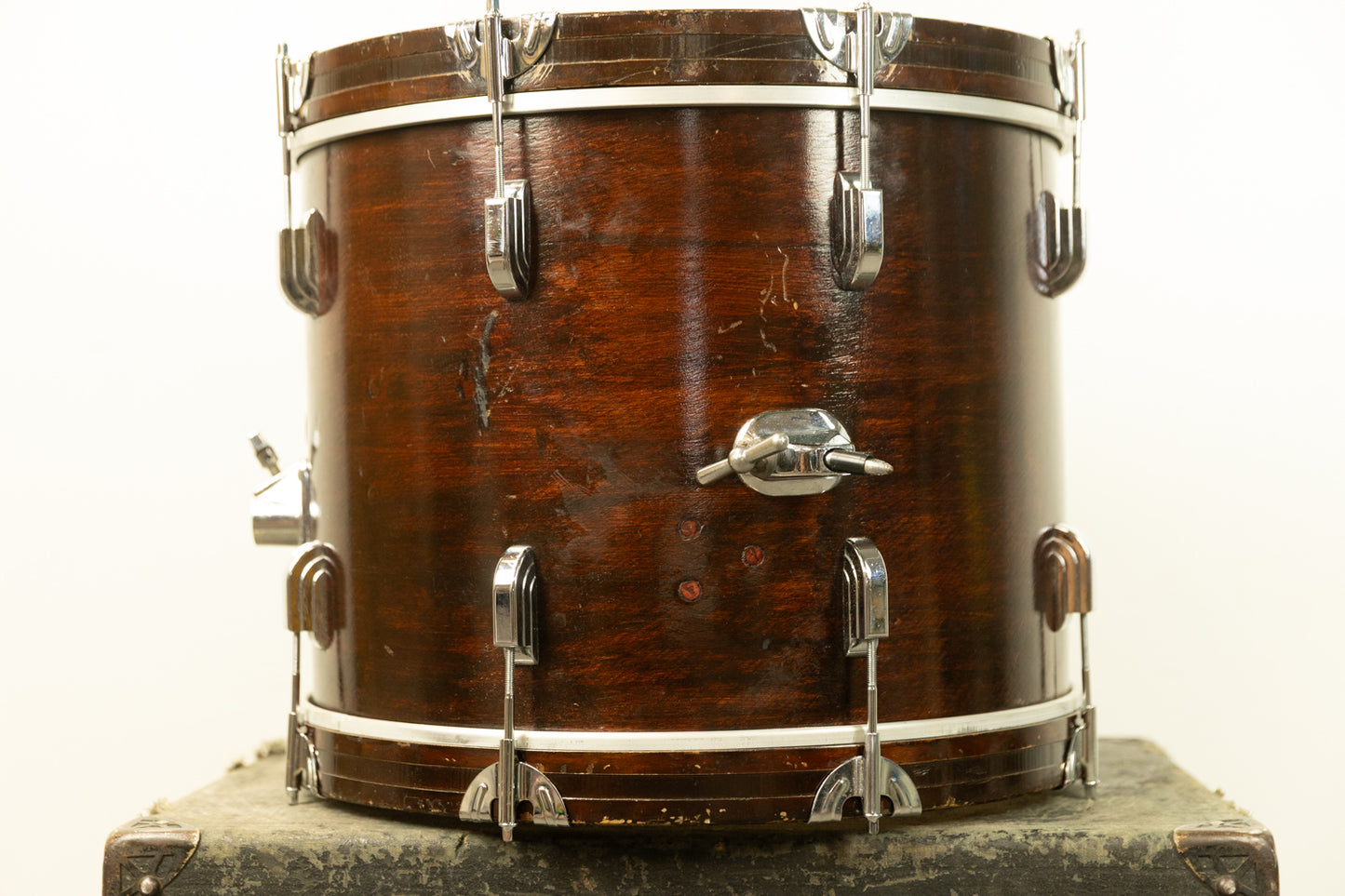 1960s Leedy 14x18" Walnut Lacquer Bass Drum