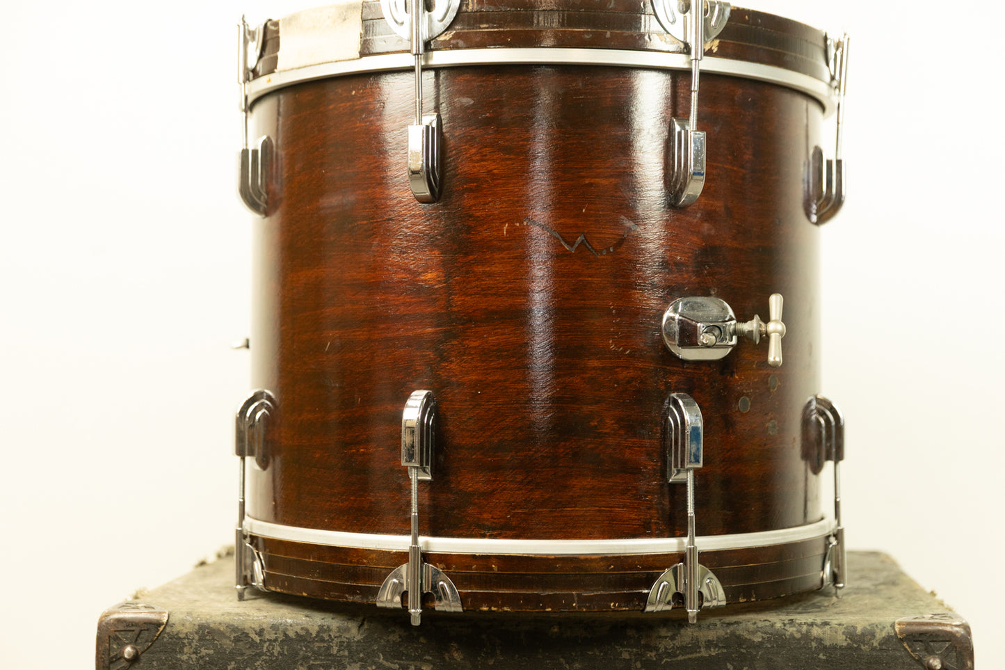 1960s Leedy 14x18" Walnut Lacquer Bass Drum