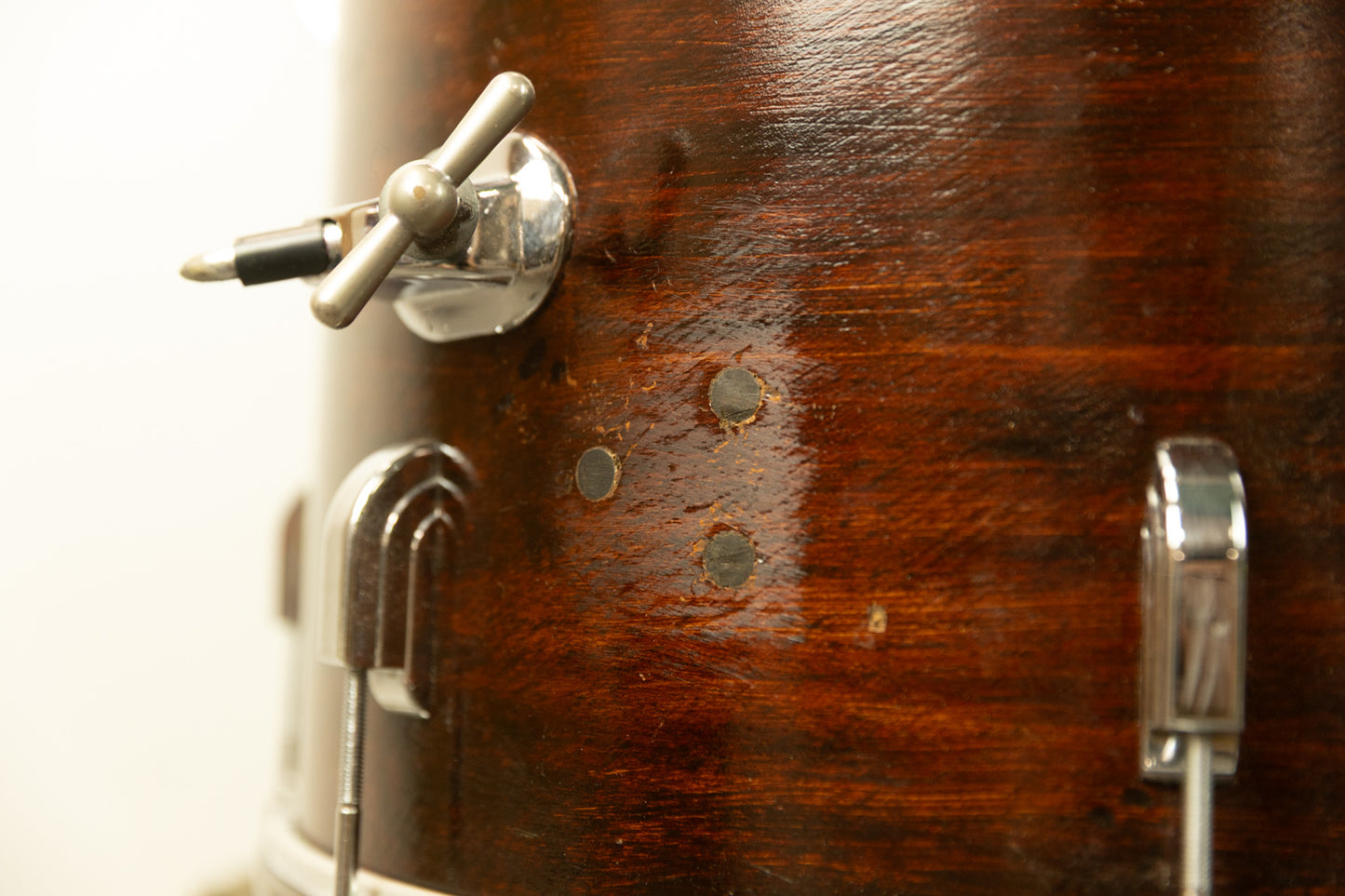 1960s Leedy 14x18" Walnut Lacquer Bass Drum