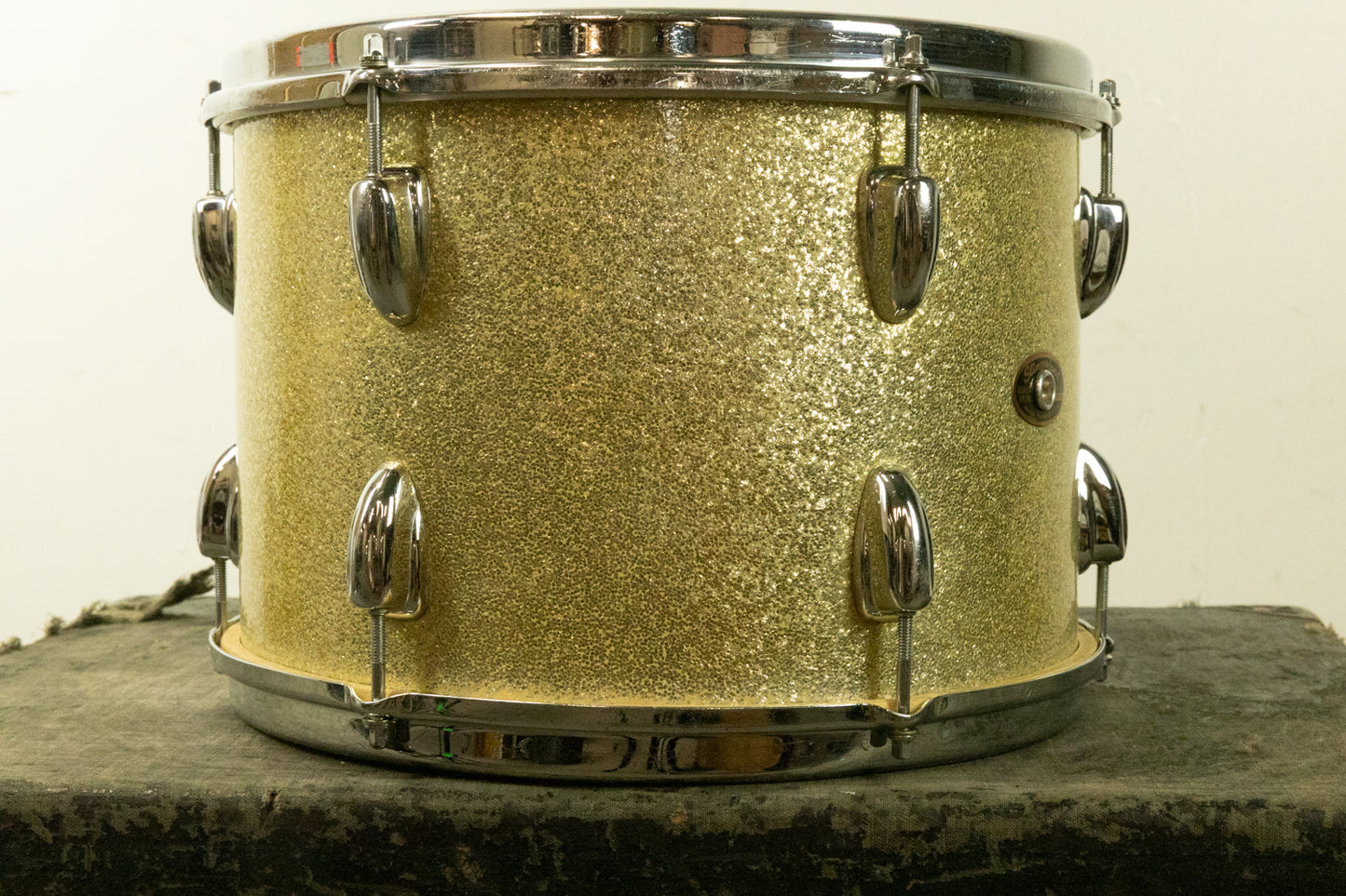 1970s Slingerland 9x13 Silver Sparkle Pearl Tom