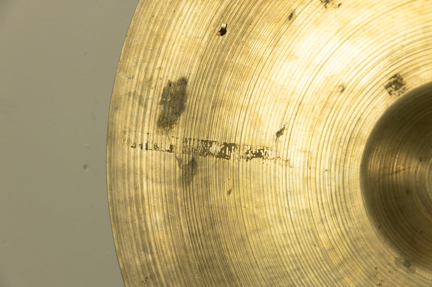 1950s A Zildjian 20" Sizzle Ride Cymbal 1862g