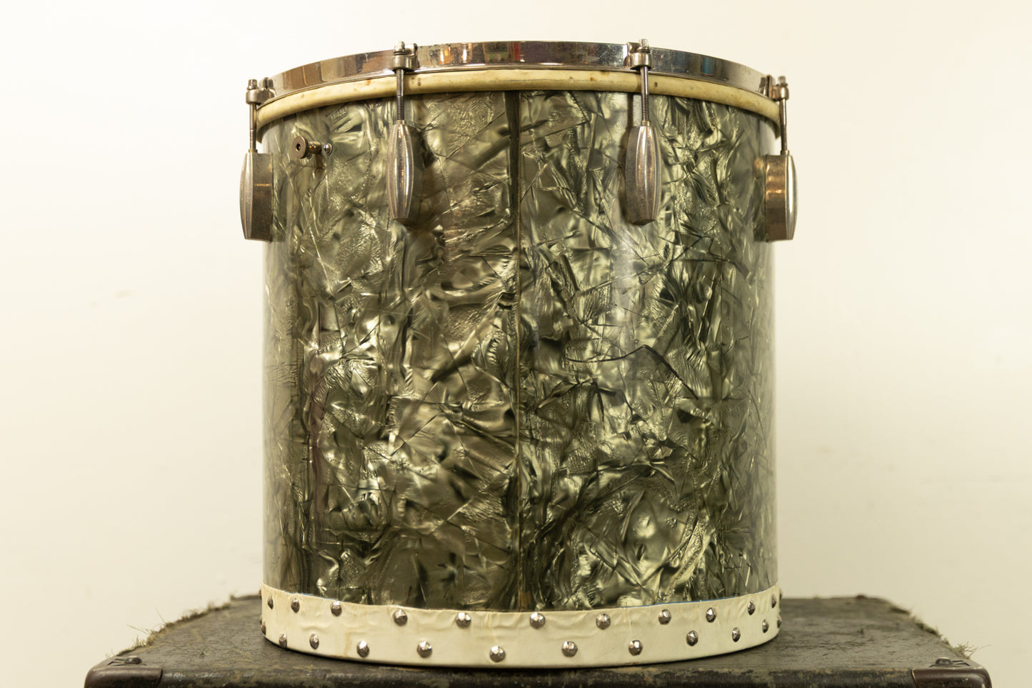1940s Slingerland 16x16 Black Diamond Pearl Tom