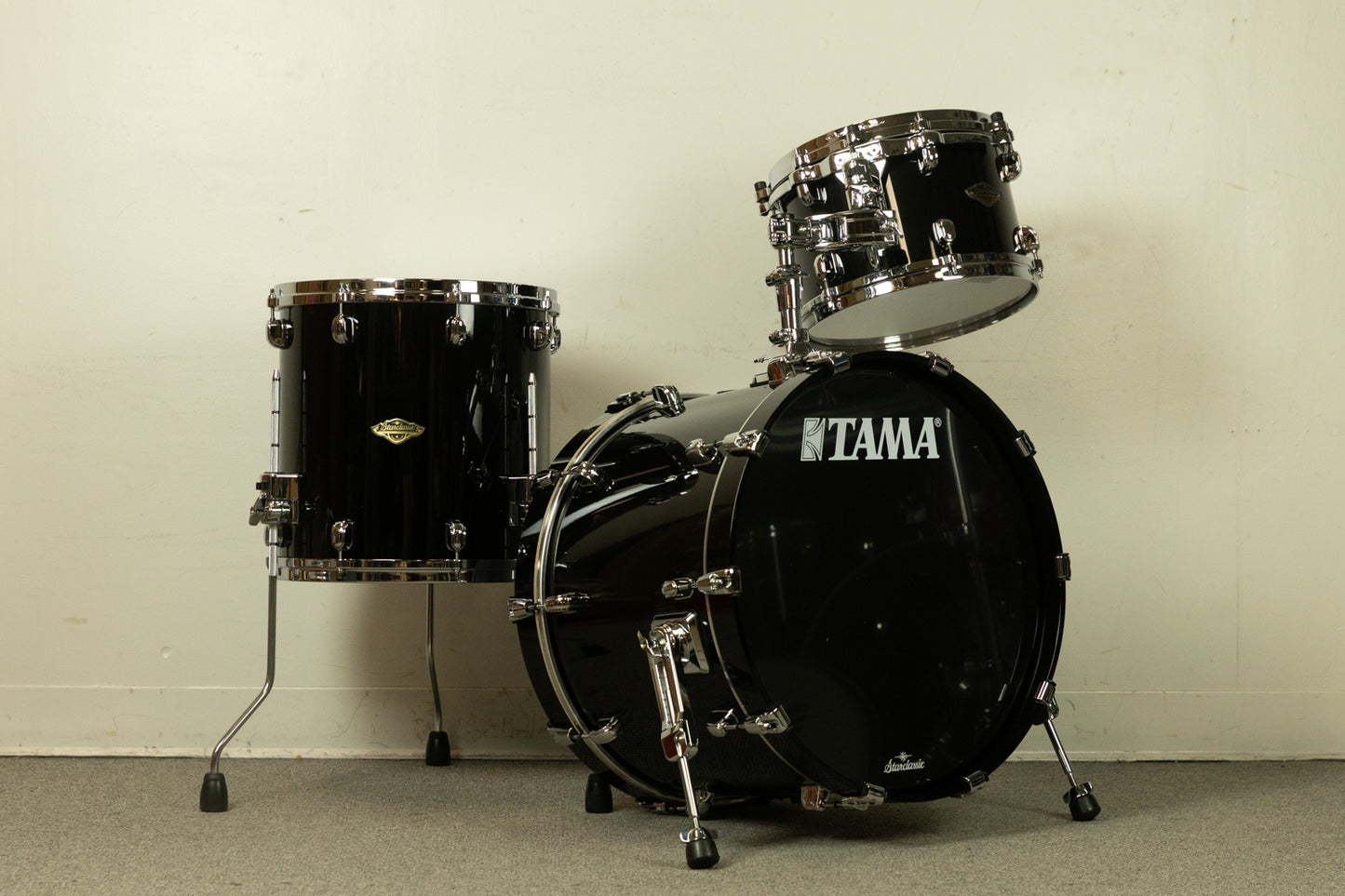 Tama Starclassic Walnut/Birch Piano Black Drum Set 14x20 8x12 and 14x14