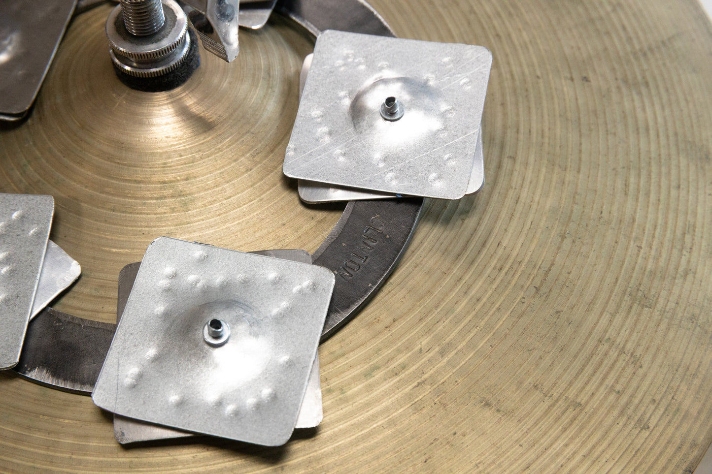 Clinton Light Ching Ring