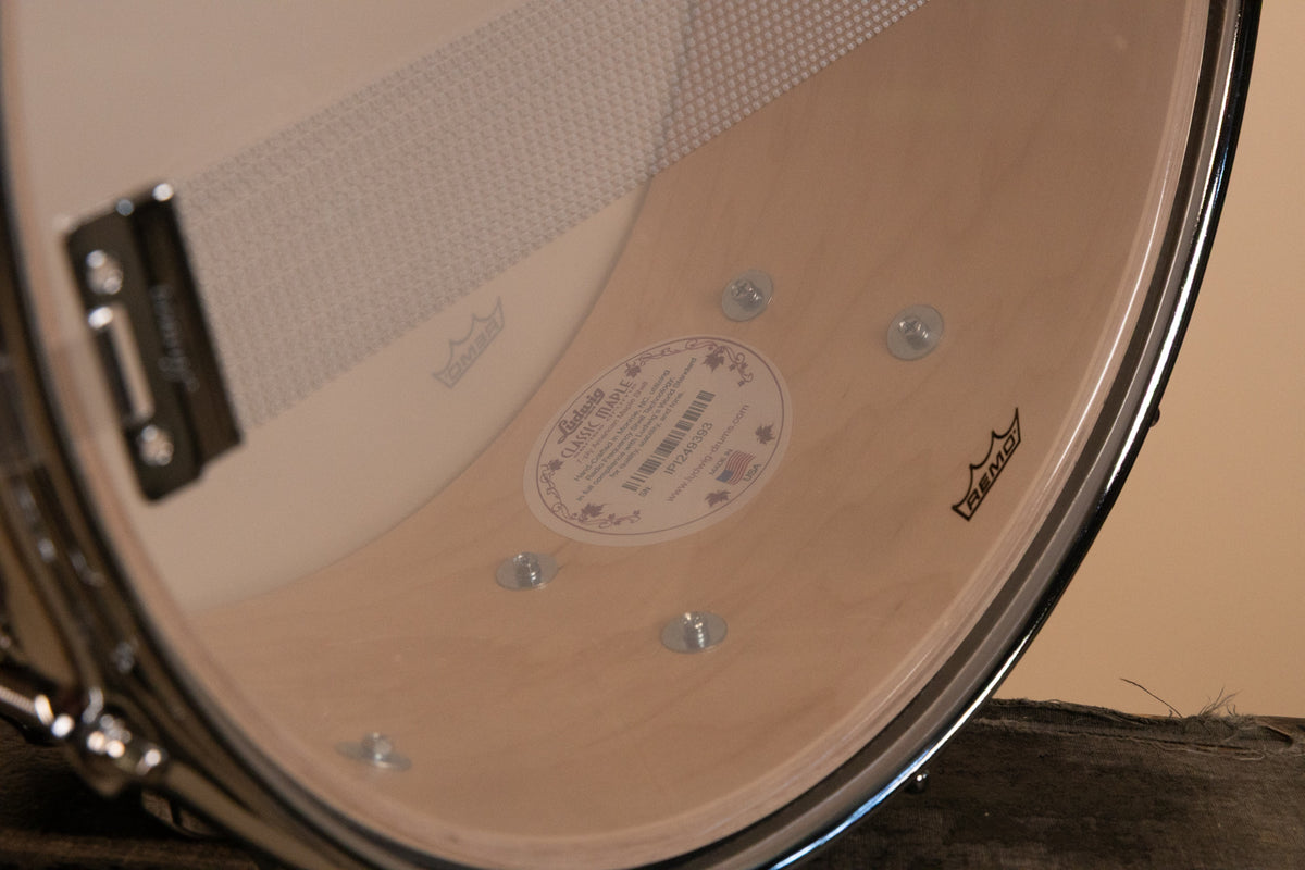 Ludwig Classic Maple 6.5x14 Champagne Sparkle Snare Drum