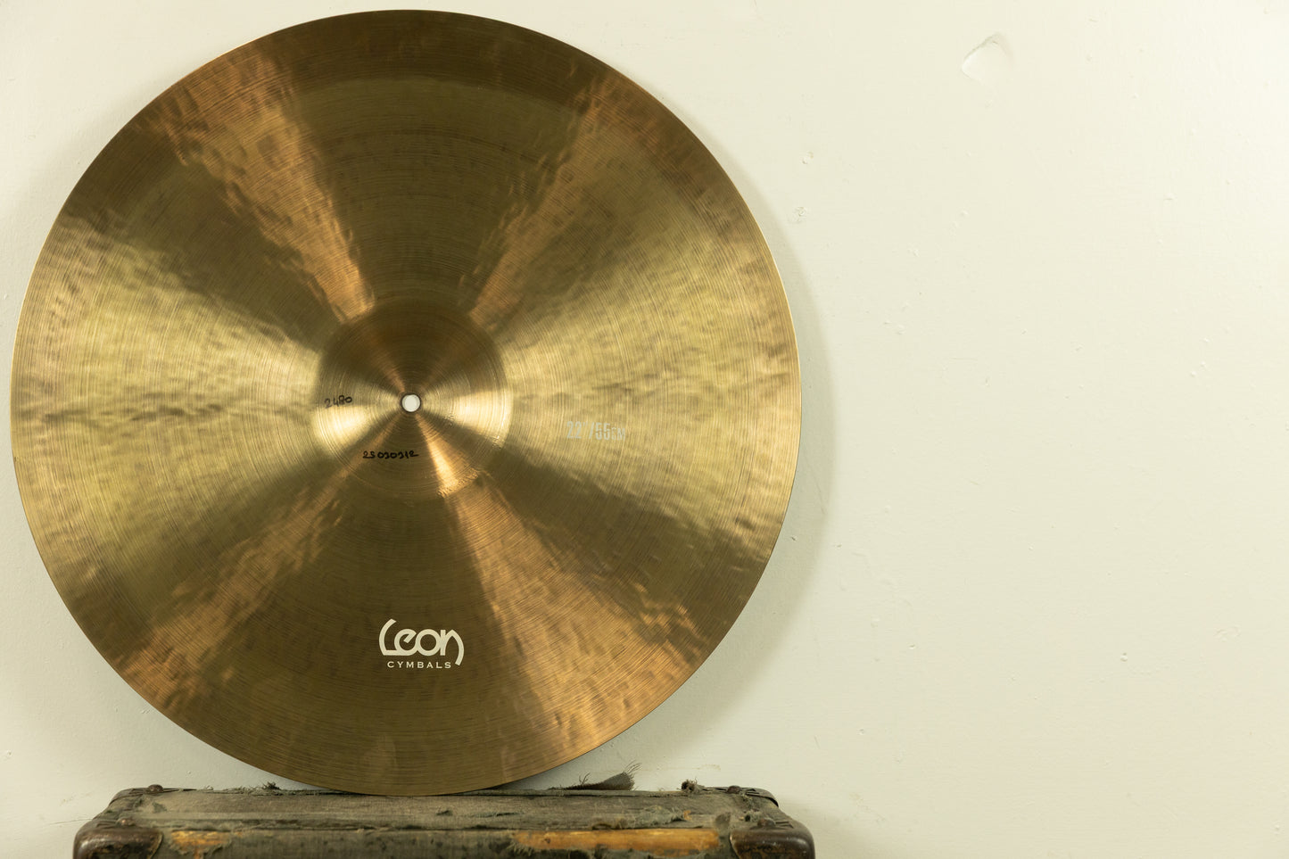 Leon 22" MVA Big Bell Ride Cymbal 2480g