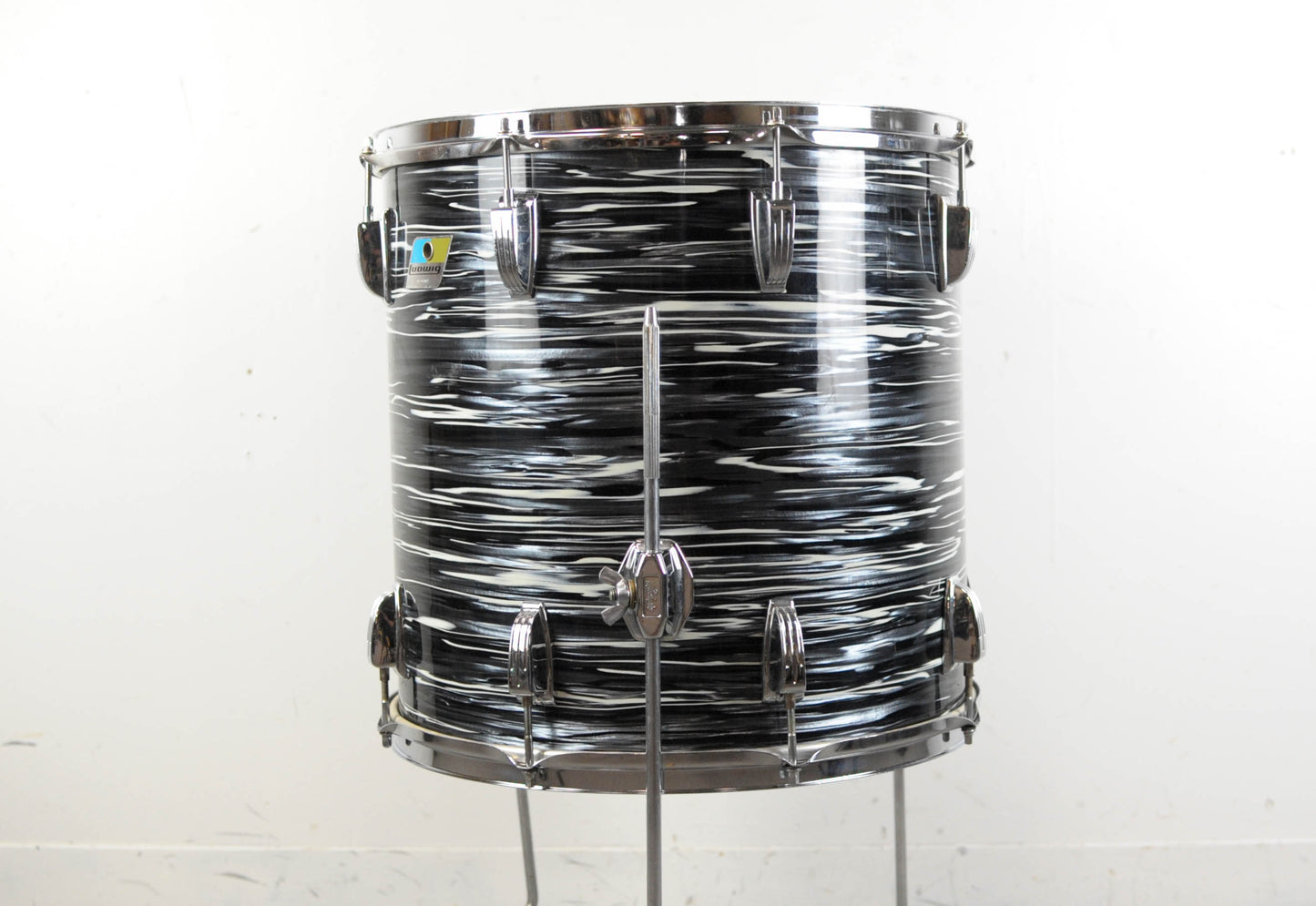 1970s Ludwig 16x16 Oyster Black Pearl Floor Tom