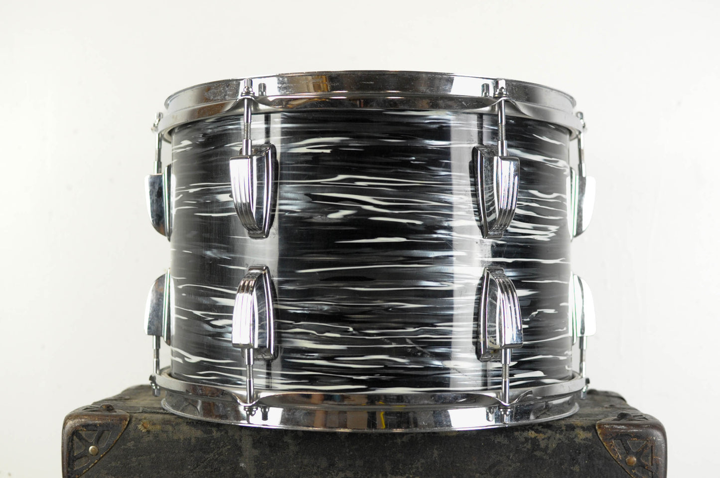 1970s Ludwig 9x13 Oyster Black Pearl Tom