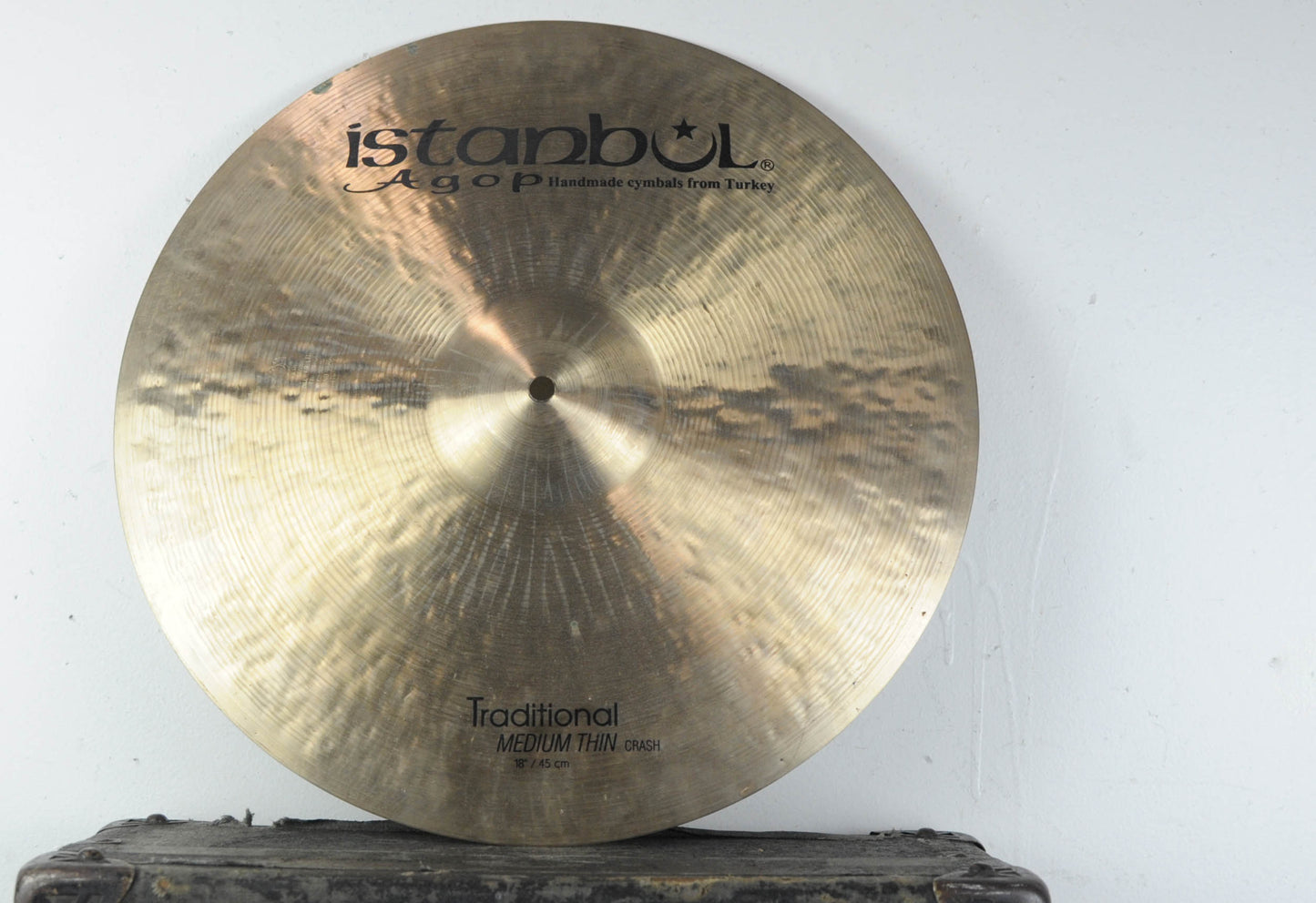 Istanbul Agop 18" Traditional Medium Thin Crash Cymbal 1485g