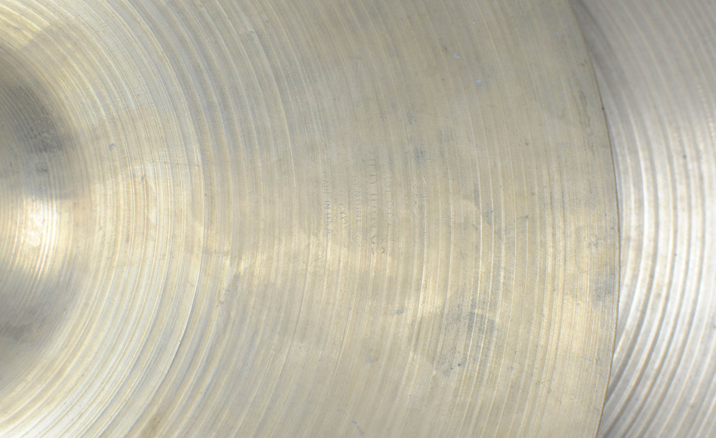 1960s Zildjian A New Beat Hi Hat Cymbals 875g 1205g