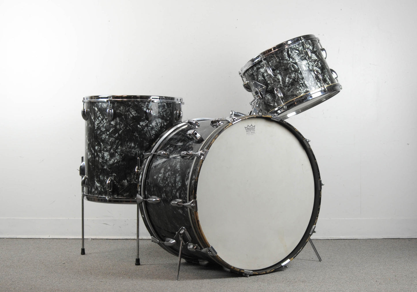 1961 Slingerland Gene Krupa Deluxe Black Diamond Pearl Drum Set