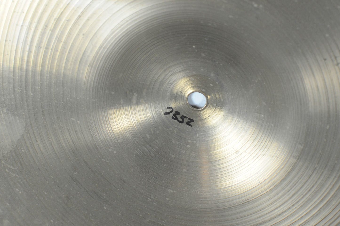 1960s Zildjian A 20" Ride Cymbal 2352g