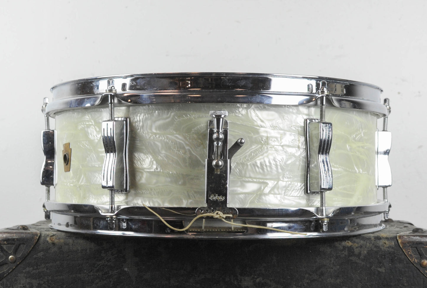 1960s Ludwig 5x14 Pre-Serial White Marine Pearl Pioneer Snare Drum